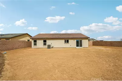 10635 Sea Venture Way, Victorville, CA 92392 - Photo 26