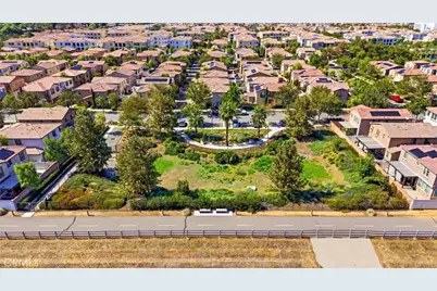 30425 Village Knoll Drive, Menifee, CA 92584 - Photo 32