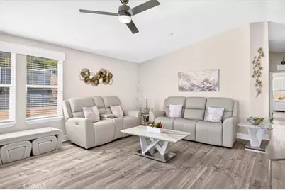 15980 Grand Avenue #M-27, Lake Elsinore, CA 92530 - Photo 2