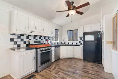 34262 Tractor, Wildomar, CA 92595 - Photo 10