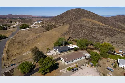 28306 Connecticut Drive, Menifee, CA 92587 - Photo 32