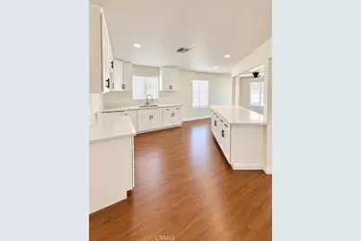 725 W Thornton Ave #105, Hemet, CA 92543 - Photo 8