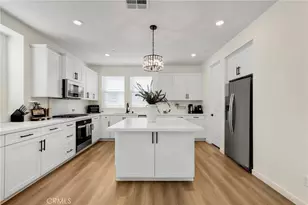 27566 Sanctuary Ct, Valencia, CA 91381 - Photo 16