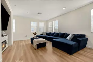 27566 Sanctuary Ct, Valencia, CA 91381 - Photo 12