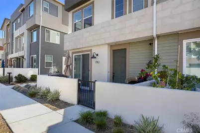 27566 Sanctuary Court, Valencia, CA 91381 - Photo 4