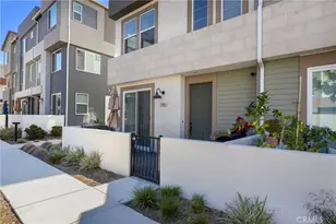 27566 Sanctuary Ct, Valencia, CA 91381 - Photo 4