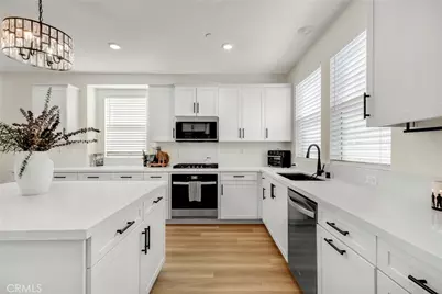27566 Sanctuary Court, Valencia, CA 91381 - Photo 18
