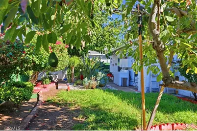 737 Calaveras, Ontario, CA 91764 - Photo 40