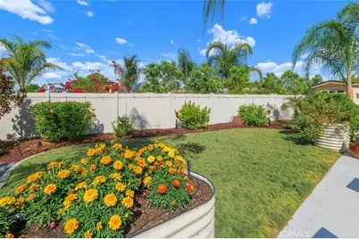 27908 Via Cholula, Menifee, CA 92585 - Photo 20