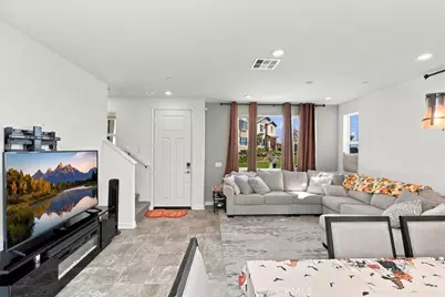 16183 Juno Way #6, Fontana, CA 92336 - Photo 12
