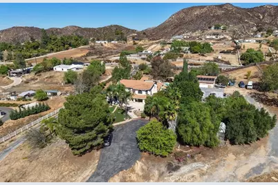 23585 Wildomar Trail, Wildomar, CA 92595 - Photo 18
