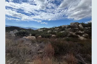 812 Rocky Valley Way, Aguanga, CA 92539 - Photo 8