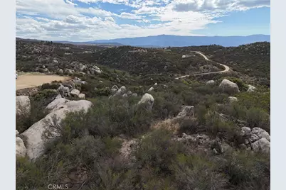 812 Rocky Valley Way, Aguanga, CA 92539 - Photo 22