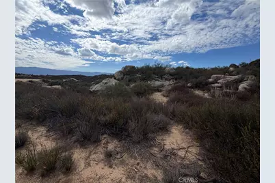 812 Rocky Valley Way, Aguanga, CA 92539 - Photo 2