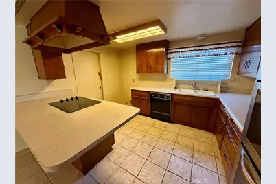 885 Azure Court, Upland, CA 91786 - Photo 8