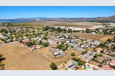 32550 Morelock Way, Wildomar, CA 92595 - Photo 16