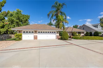 43158 Mayberry, Hemet, CA 92544 - Photo 2
