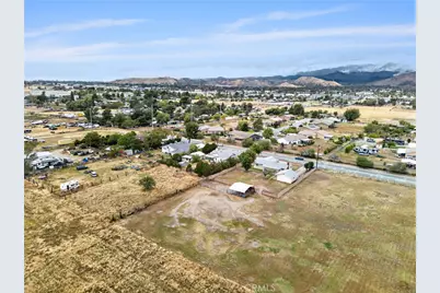 514 E Victory, Banning, CA 92220 - Photo 50