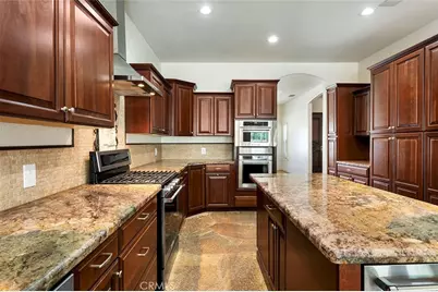 39555 Avenida Bonita, Murrieta, CA 92562 - Photo 16