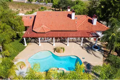 39555 Avenida Bonita, Murrieta, CA 92562 - Photo 50