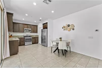 24174 Carnation, Lake Elsinore, CA 92532 - Photo 10