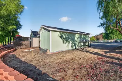 32485 Crooked Arrow, Wildomar, CA 92595 - Photo 60