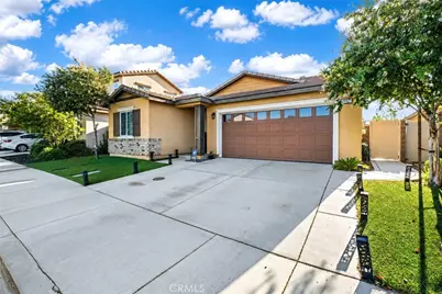 29421 Hazel, Lake Elsinore, CA 92530 - Photo 2
