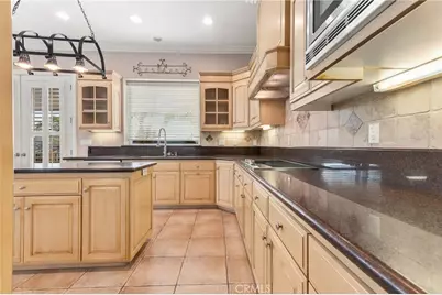 29259 Stampede Way, Canyon Lake, CA 92587 - Photo 20