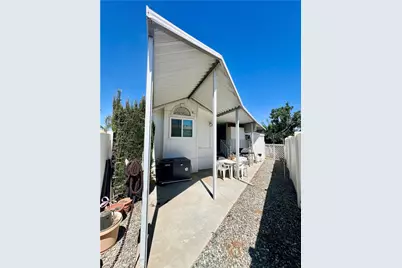 1295 S Cawston Avenue #422, Hemet, CA 92545 - Photo 10