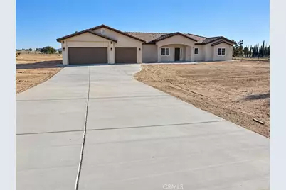 14070 Mission, Oak Hills, CA 92344 - Photo 2