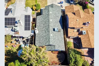 2712 Sunview, Bakersfield, CA 93306 - Photo 34