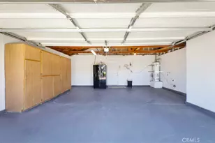 2712 Sunview, Bakersfield, CA 93306 - Photo 30
