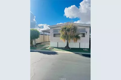 575 S Lyon #137, Hemet, CA 92543 - Photo 2