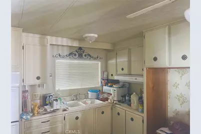 575 S Lyon #137, Hemet, CA 92543 - Photo 6