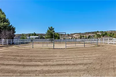 40982 S Caliente, Aguanga, CA 92536 - Photo 54