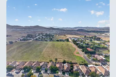 26661 Calle Emiliano, Romoland, CA 92585 - Photo 40