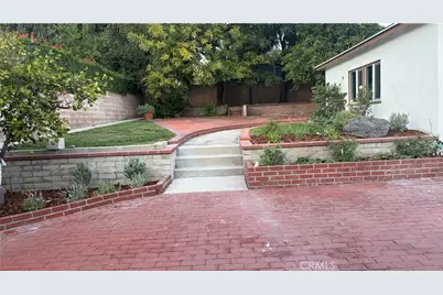 2927 Hermosa Avenue, La Crescenta, CA 91214 - Photo 24