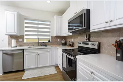 29282 Searchers Court, Winchester, CA 92596 - Photo 10