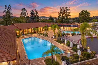 29945 Via Magnolia, Murrieta, CA 92563 - Photo 2