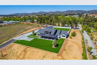 22720 Grand Avenue, Wildomar, CA 92595 - Photo 8