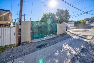 1331 N Hazard, Los Angeles, CA 90063 - Photo 12