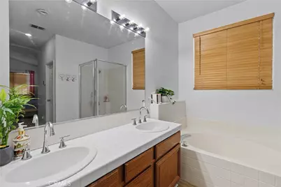 39755 Naples, Murrieta, CA 92563 - Photo 32