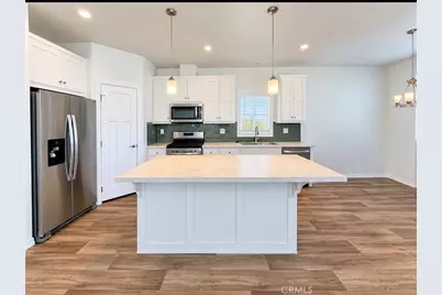 675 W Oakland Avenue #F3, Hemet, CA 92543 - Photo 8