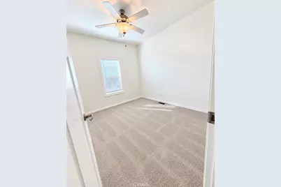 675 W Oakland Avenue #F3, Hemet, CA 92543 - Photo 16