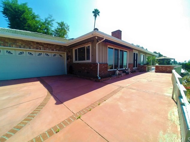 980 Hillcrest Dr, Pomona, CA 91768-1618