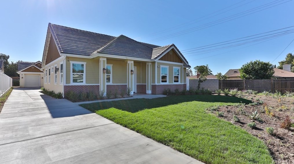 1382 Ashport St, Pomona, CA 91768-2801