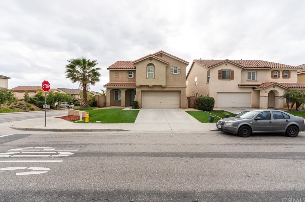 17487 Calle De Amigos, Moreno Valley, CA 92551-6302