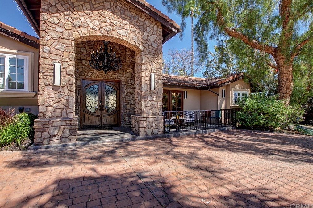 9082 Loma St, Orange, CA 92861