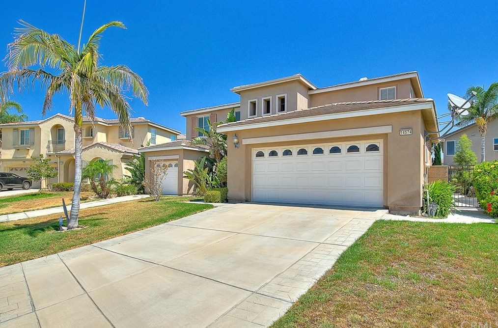 14574 Stonybrook Ct, Corona, CA 92880-3713