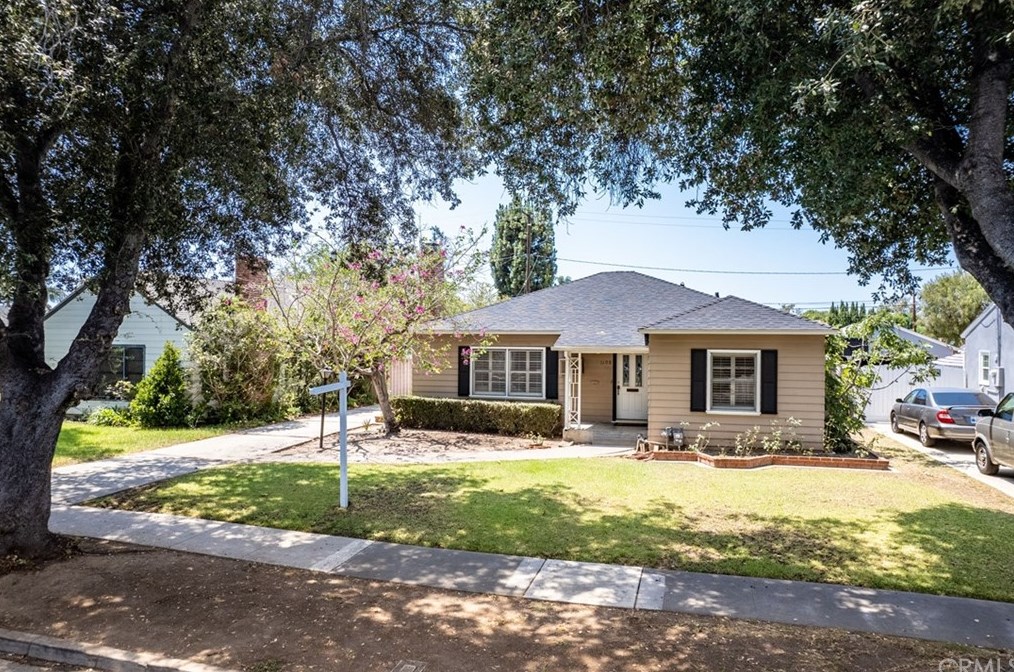 1108 Westwood Ave, Santa Ana, CA 92703-2242